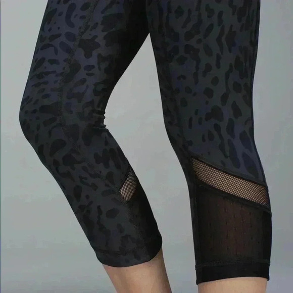 Lululemon - Picture 2 of 9